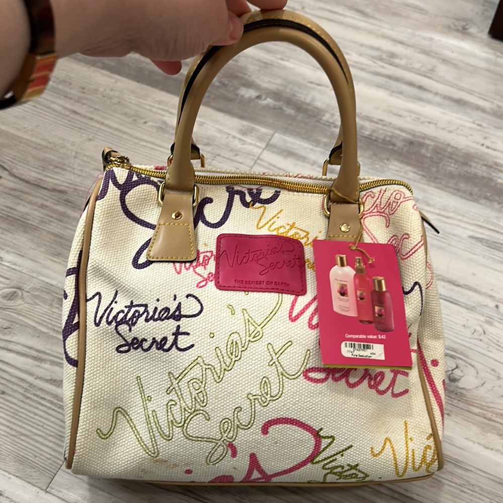 victoria’s secret new bag - Picture 4 of 8